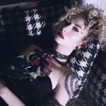 artist image Sena Sener Söz İnsan Gelir İnsan Geçer