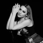 artist image Hadise Aşk Dediğin Şampiyon