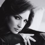 artist image Miami Sound Machine Conga Gloria Estefan: Greatest Hits