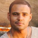artist image Mohombi Tell me who can love you, nobody Hold you, nobody Make your body wind, like me You will never find someone like me MoveMeant