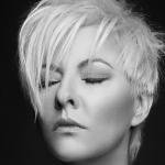 artist image Pamela Kal Benim Için Kal Benim Için (Live) - Single