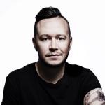 artist image Mike Perry feat. Mentum [drivemusic.me] Fell In Love With An Alien Fell In Love With an Alien - Single