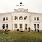 album image co to za bluza lanek? Hotel Maffija 2